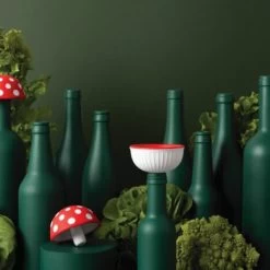 Ototo Magic Mushroom Wijnstop En -trechter Silicone Rood/wit 9 Ototo Magic Mushroom Wijnstop En -trechter Silicone Rood/wit -Keukengerei Winkel magic mushroom 3